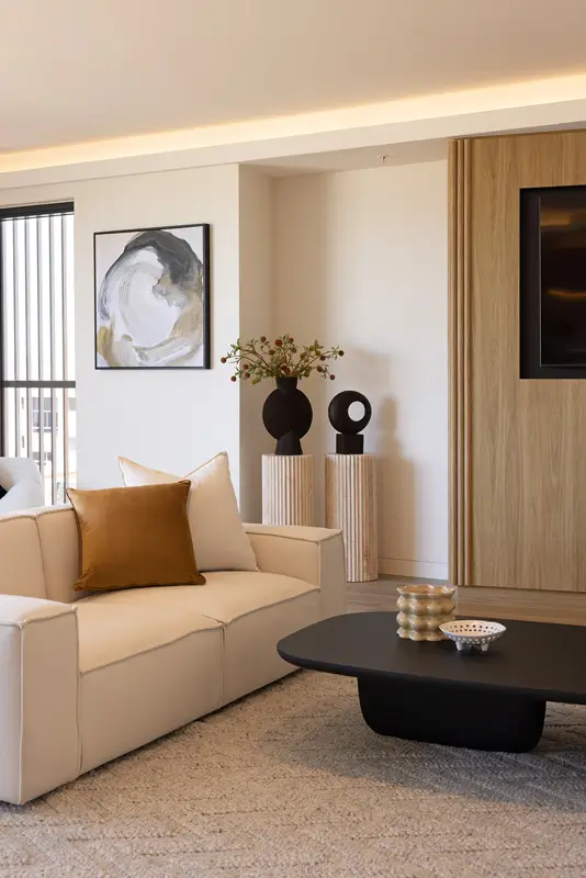 Living - Level 2